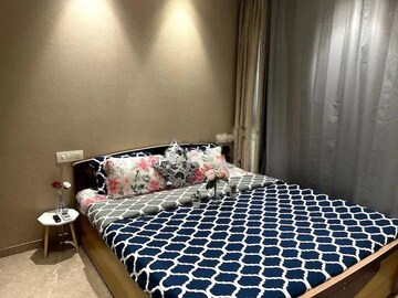 Bedroom in 1 BHK Apartment at Hiranandani Regent Hill, Powai – for Rent