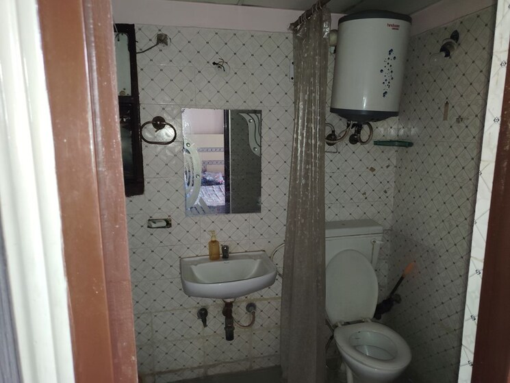Bathroom, agrasain-spaces-aagman 2 Bedroom 626 Sq.Ft. Apartment In Sector 70 Faridabad 9871971