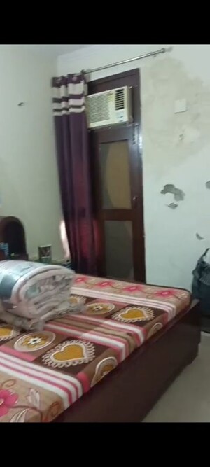 Bedroom in 2 BHK Apartment at Sector 6 Dwarka – for Rent