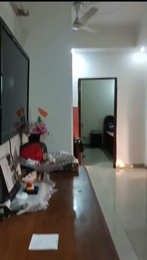 Room in 2 BHK Apartment at Sector 6 Dwarka – for Rent