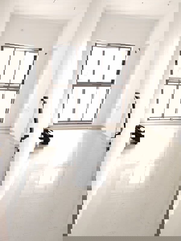 2 BHK Apartment For Rent in UK Iridium