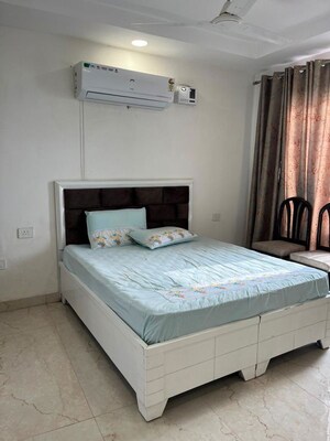 Bedroom in 3 BHK Apartment at Sector 20 – for Rent