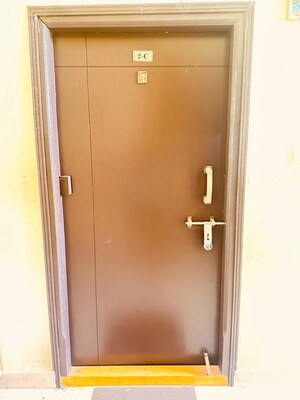 2 BHK Apartment – Entrance View at Hydernagar - for Rent