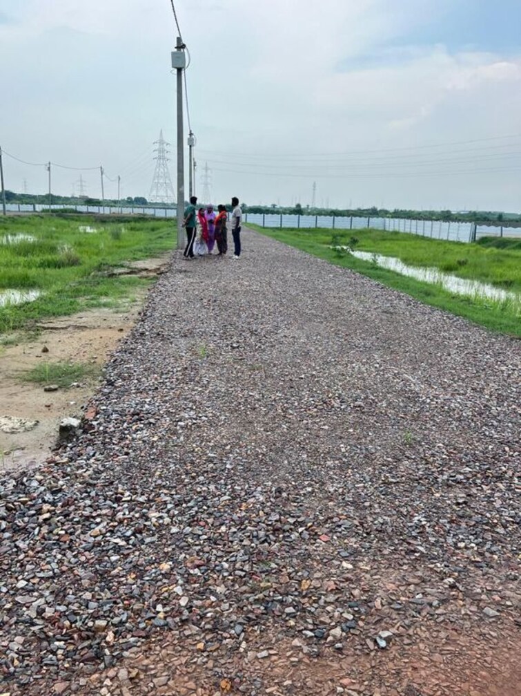 undefined, kudi khera  70 Sq.Yd. Plot In Kudi Khera Greater Noida 9872102