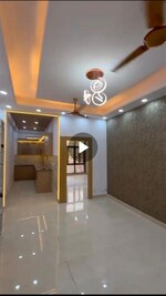 2 BHK + Extra Room 900 Sq.Ft. Builder Floor in Gyan Khand II