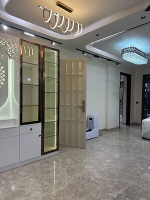 Building Lobby in 3 BHK Builder Floor at Anant Raj Ashok Estate, Sector 63a – for Sale