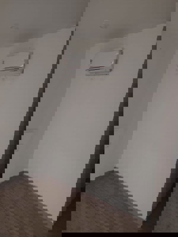 3 BHK + Pooja Room Builder Floor For Rent in Unitech South City II