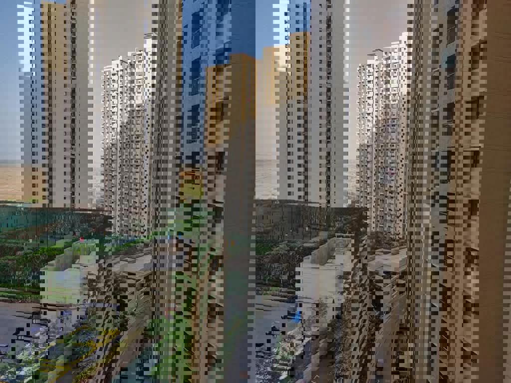 1 BHK + Pooja Room Apartment For Sale in Lodha Splendora