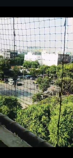 Master Bedroom in 3 BHK Apartment at Sector 18 Dwarka – for Rent