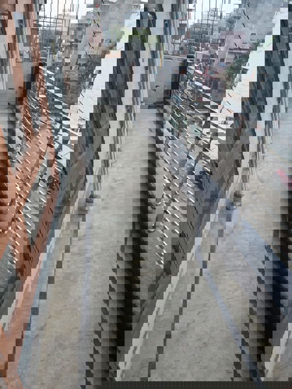 2.5 BHK + Pooja Room 200 Sq.Ft. Builder Floor in Arun Yamuna Enclave