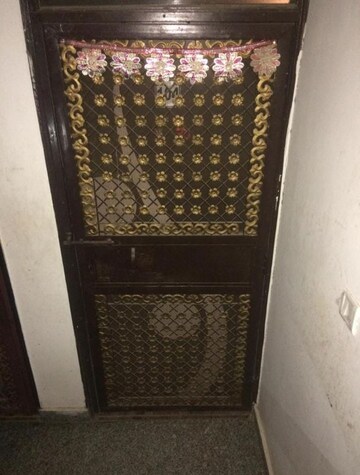 Bathroom in 2 BHK Builder Floor at Uttam Nagar – for Sale