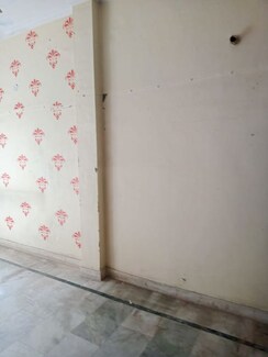 Retail Shop For Rent in Vikas Puri