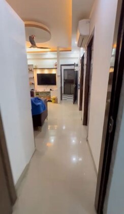2 BHK + Servant Room Apartment For Rent in Shree Vardhman Green Court