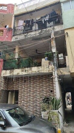 3 BHK + Pooja Room Builder Floor For Sale in Kalkaji