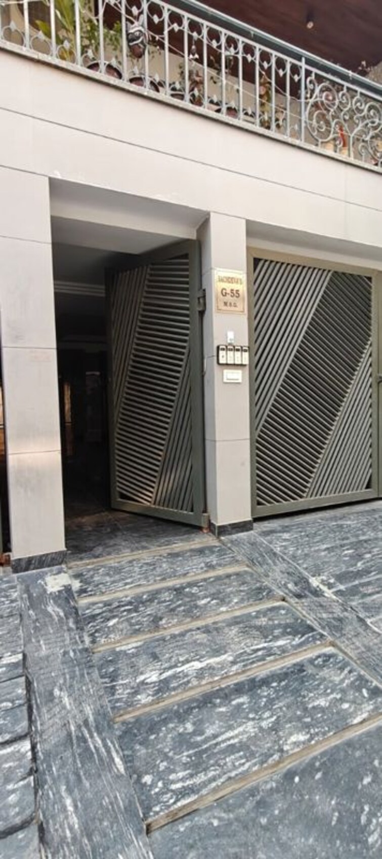 Exterior View, rajouri garden 3 Bedroom 1800 Sq.Ft. Builder Floor In Rajouri Garden Delhi 9872664