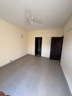 3 BHK Builder Floor For Sale in Sector 48