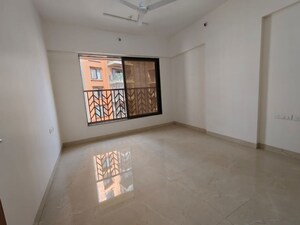 Room in 3 BHK Apartment at Majestic Amarjyoti CHS, Chembur – for Rent