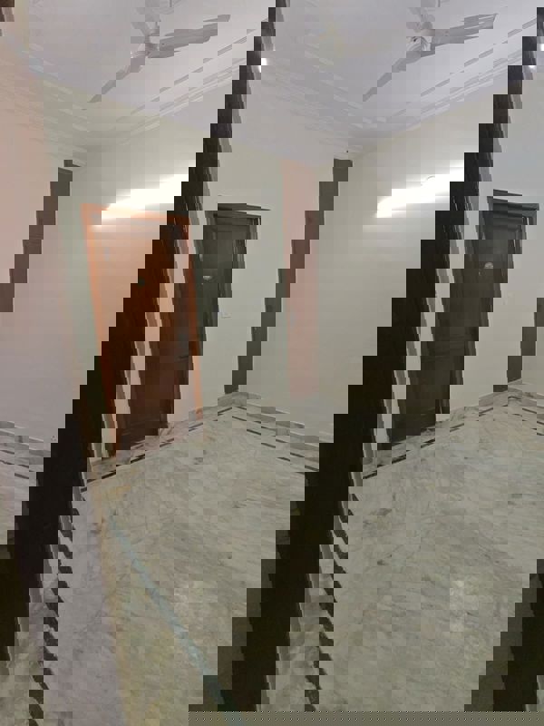 2 BHK + Pooja Room Builder Floor For Rent in Vinoba Puri