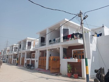 2 BHK Independent House For Sale in Gomti Nagar