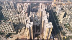 3 BHK + Servant Room Apartment For Sale in Amrapali Crystal Homes