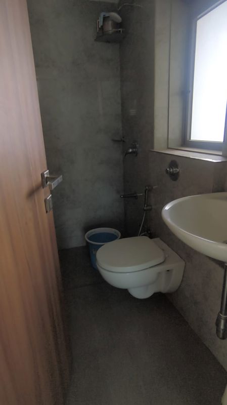 2 BHK Apartment For Rent in Sheth Irene