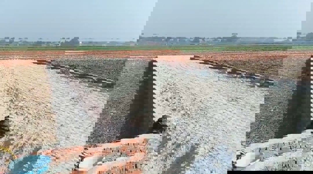 Plot For Sale in Noida Central