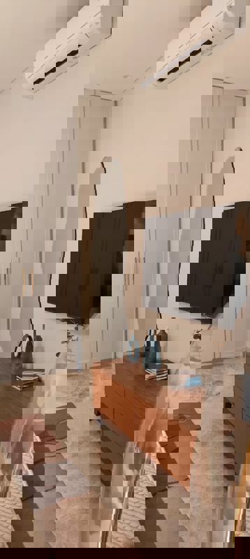 5 BHK + Servant Room Apartment For Sale in Hubtown 25 Downtown