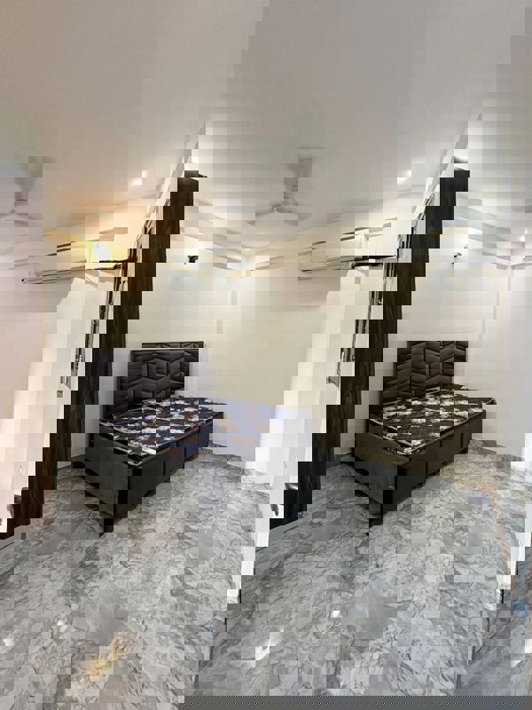 2 BHK Builder Floor For Rent in Saket