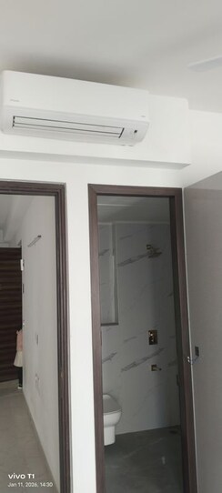 3.5 BHK + Study Room Builder Floor For Rent in Smart World Orchard