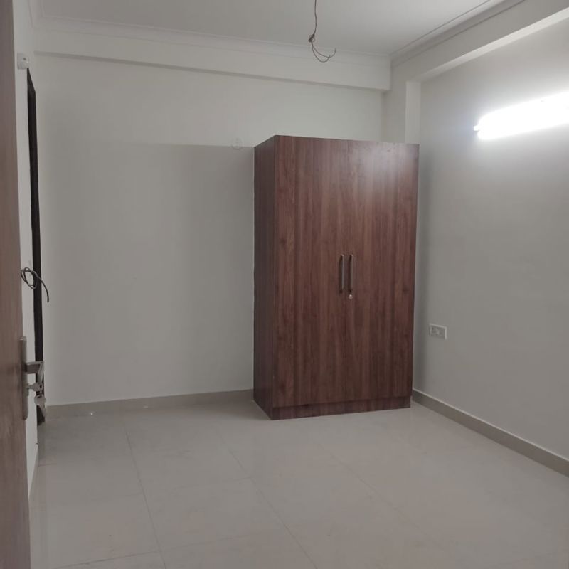 2 BHK + Servant Room Builder Floor For Rent in Chattarpur