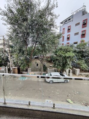 1 RK Builder Floor For Rent in Sector 52