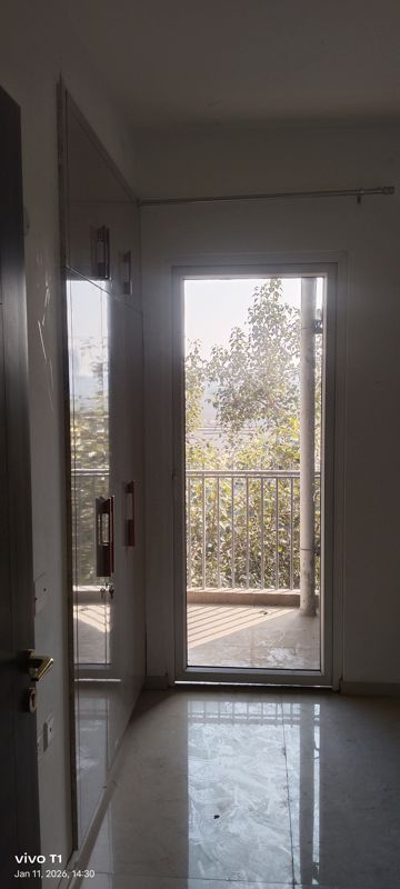 3.5 BHK + Study Room Builder Floor For Rent in Smart World Orchard