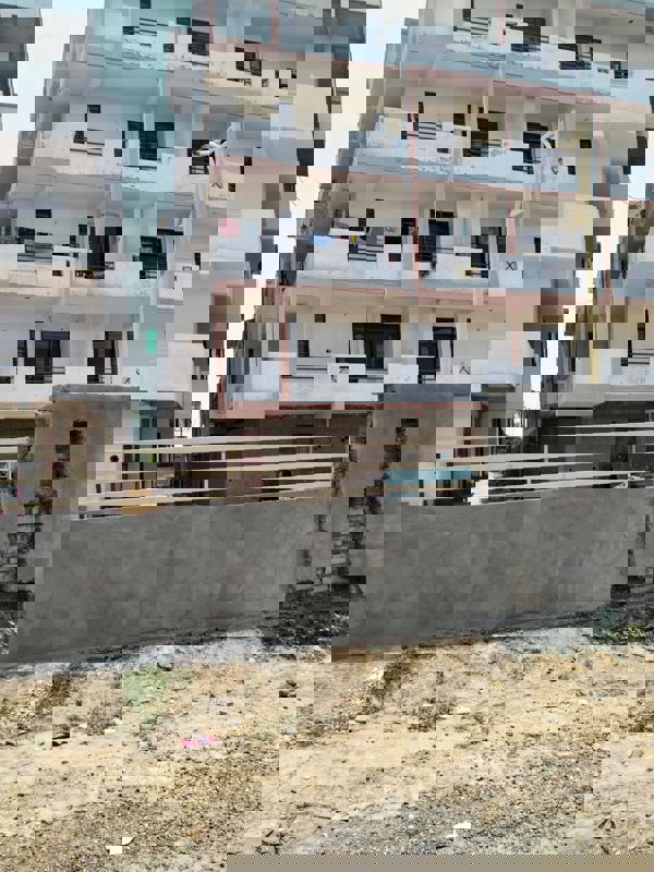 Plot For Sale in Meerut Cantt