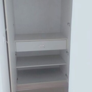 Furnished Amenities in 3.5 BHK Apartment at Emaar Emerald Floors Premier, Sector 65 – for Rent