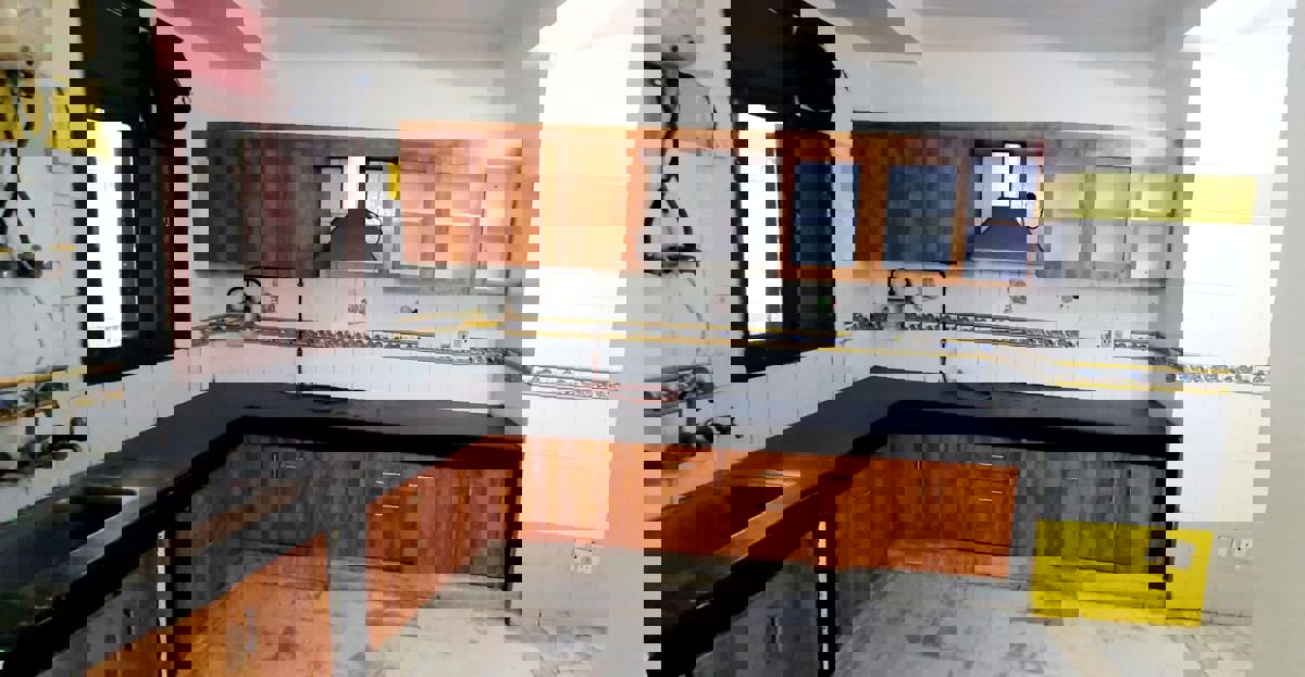 3 BHK + Servant Room Apartment For Rent in Dwarka