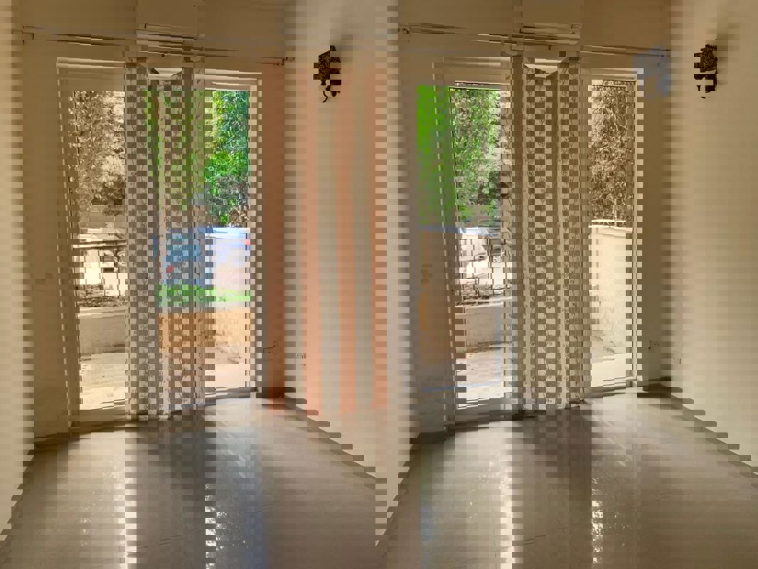 3 BHK + Extra Room Builder Floor For Sale in Emaar MGF Emerald Hills