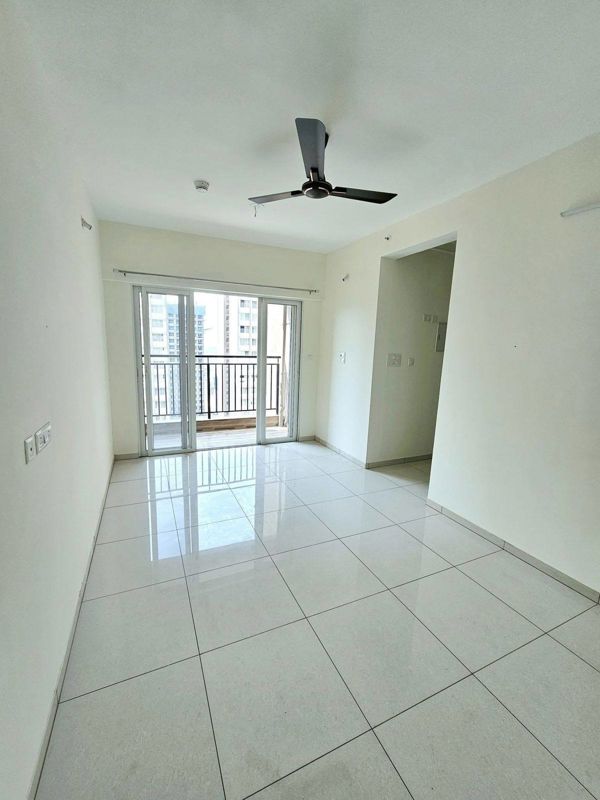 2 BHK 720 Sq.Ft. Apartment in Kolte Patil Life Republic