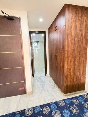 Building Lobby in 3 BHK Apartment at M3M Atrium, Sector 57 – for Rent