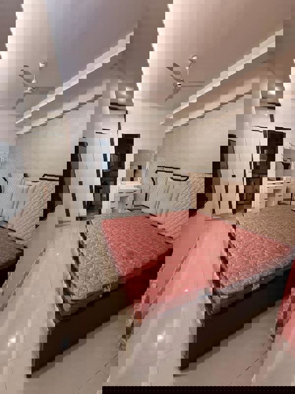 2.5 BHK + Study Room 1250 Sq.Ft. Apartment in Mahagun Moderne