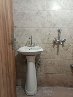 1 BHK Builder Floor For Rent in Neb Sarai