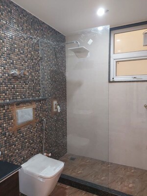 Bathroom in 4 BHK Builder Floor at South City 2 – for Rent