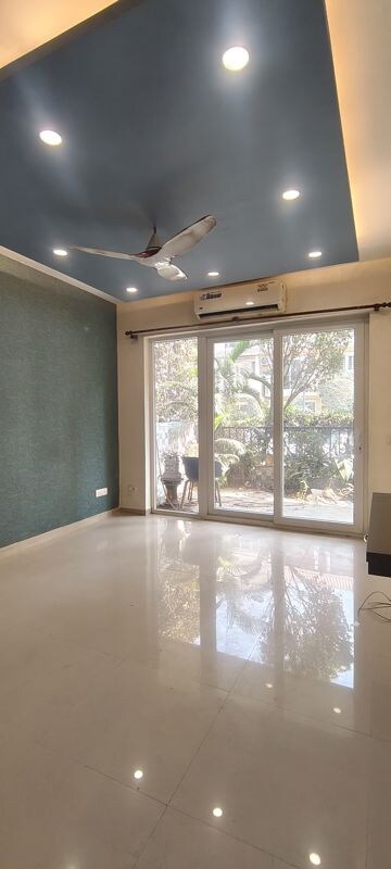 Room in 3.5 BHK Builder Floor at Emaar MGF Emerald Hills, Sector 65 – for Rent