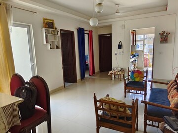 2 BHK Apartment For Rent in VVIP Homes, Gaur City 2