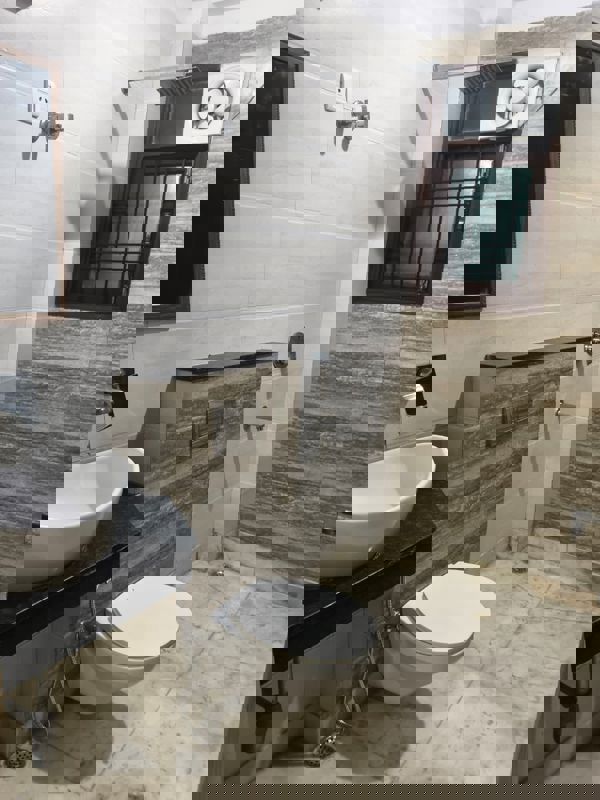 3 BHK Apartment For Sale in Vishwakarma Colony