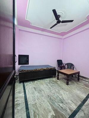 Bedroom in 2 BHK Builder Floor at Malviya Nagar – for Rent