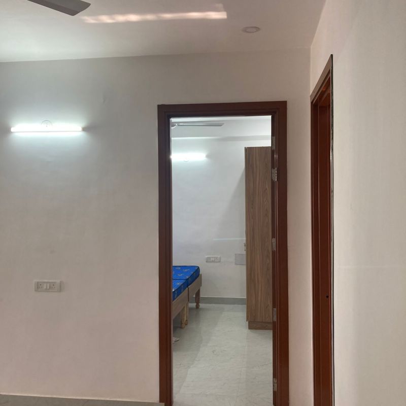 2 BHK + Extra Room Builder Floor For Rent in Sushant Lok 2