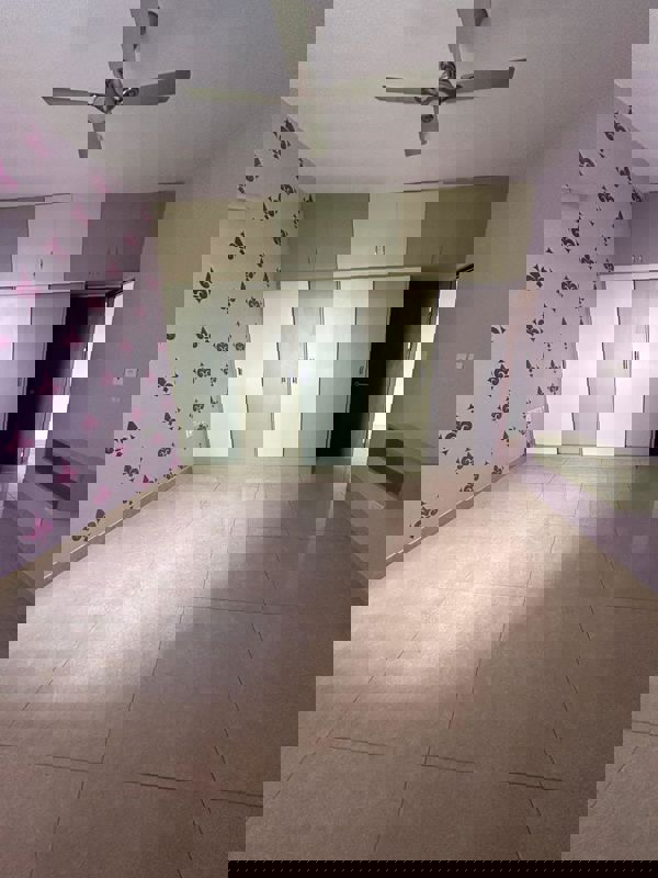 3 BHK + Extra Room Apartment For Rent in Prestige Falcon City