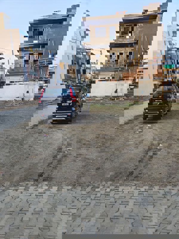 Plot For Sale in Sector 18