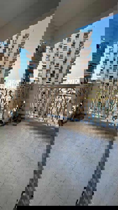 2 BHK Apartment For Sale in Gaur City 7th Avenue