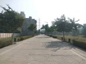  Office Space For Sale in BPTP District Walk, Sector 81